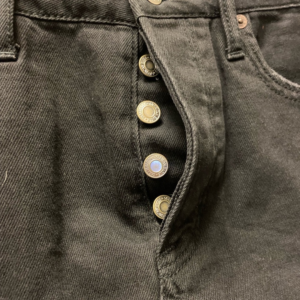 American Eagle Outfitters Black mid length Jean Skirt with Frayed At the bottom. - Picture 10 of 10